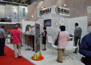 DSC 029221 300x215 Sim 2011 un succes pentru Gelu Trading Company si Hettich!