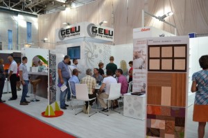 DSC 03077 300x200 Sim 2011 un succes pentru Gelu Trading Company si Hettich!